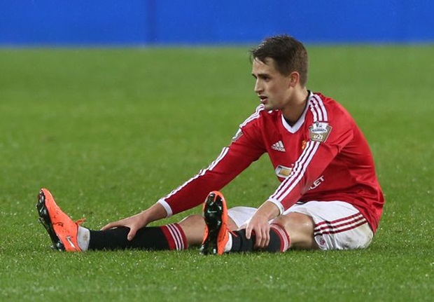 Mkhitaryan gia nhập M.U, còn ai nhớ đến Januzaj?