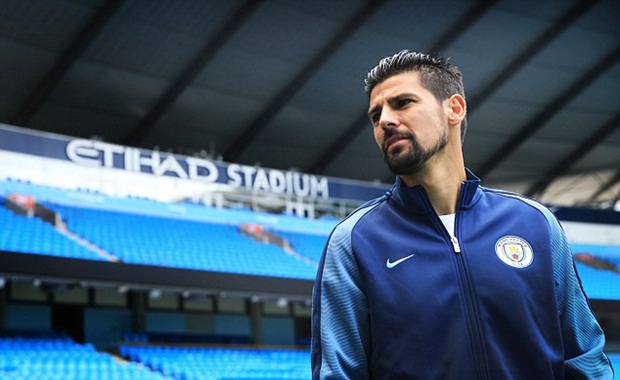 Với Nolito và Gundogan, đội hình Man City vận hành ra sao?
