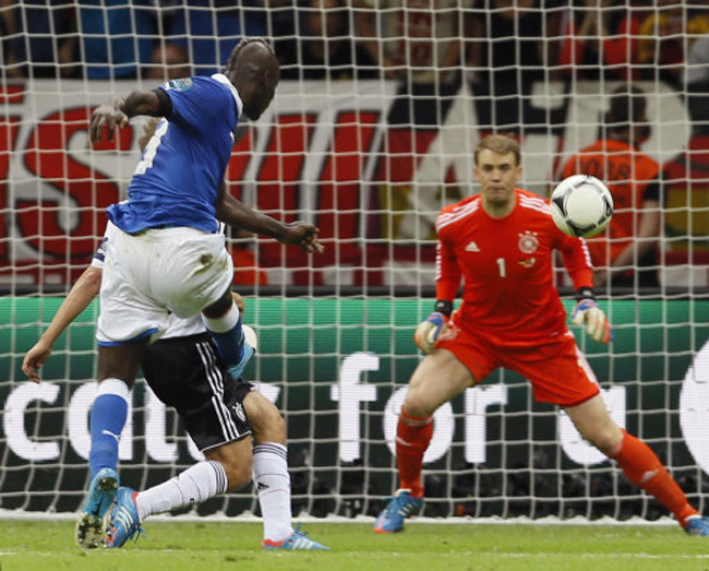 02h00 ngày 03/07, Đức vs Italia: Đủ độ điên?