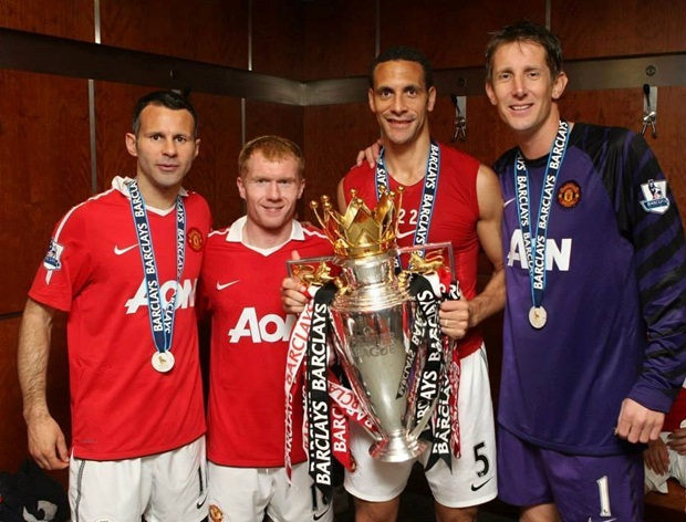 Chùm ảnh: 29 năm gắn bó, đã đến lúc tạm biệt "tượng đài" Ryan Giggs (Phần 1)