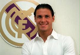 Siêu tiền vệ Fernando Redondo
