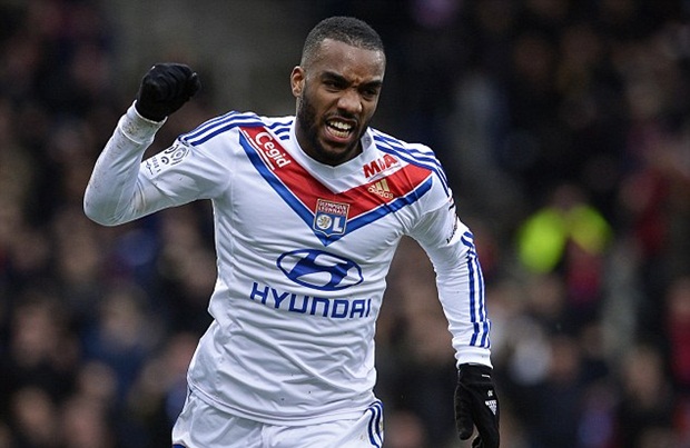 Ảnh bài viết Lyon ra giá "điên rồ" cho Lacazette khiến Arsenal nản lòng
