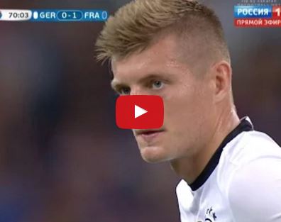 Toni Kroos lấn át Paul Pogba trong trận Đức 0-2 Pháp