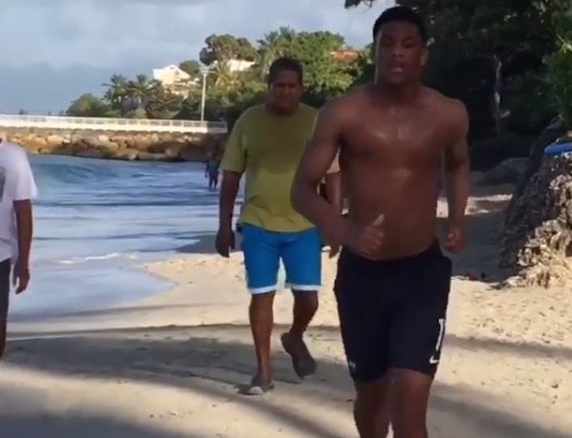 Martial luyện tập như điên chờ ngày ra mắt Mourinho