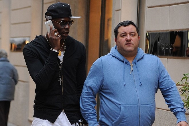 Mino Raiola 'ghê gớm' hơn cả Ronaldo và Messi