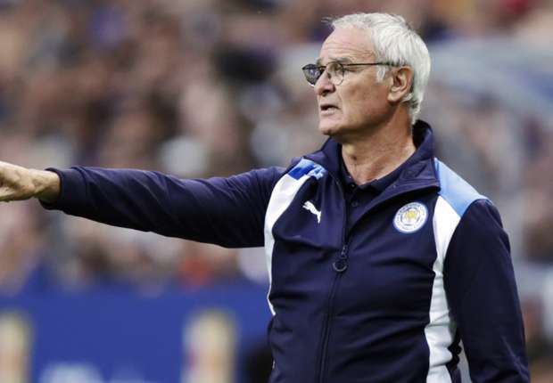 Ranieri "nắn gân" học trò trước trận gặp Man United