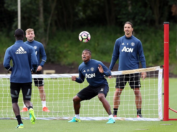 Đấu Leicester, Mourinho cho học trò luyện "chiêu độc"