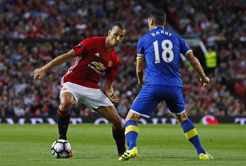 Góc thống kê: Duyên Mourinho ở Community Shield 