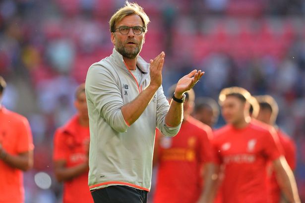 Klopp tuyên chiến với báo lá cải hàng đầu Anh quốc