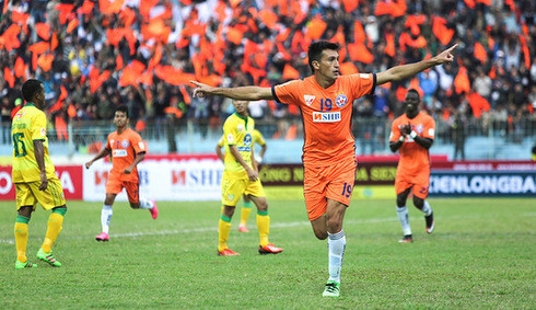 Ảnh bài viết SHB Đà Nẵng 3-4 QNK Quảng Nam (Vòng 20 V-League 2016)