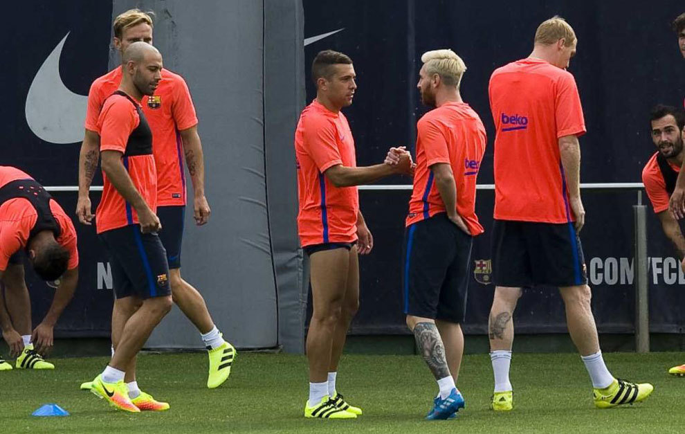 Barcelona "gãy cánh" trước Siêu cúp Tây Ban Nha