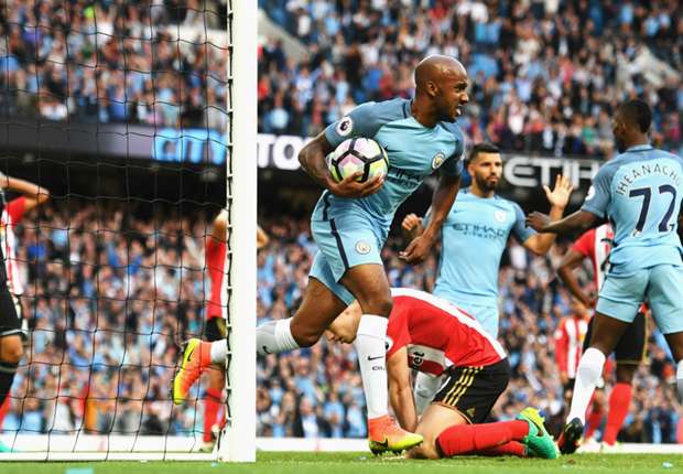 McNair hoá tội đồ khiến Sunderland thua đau Man City