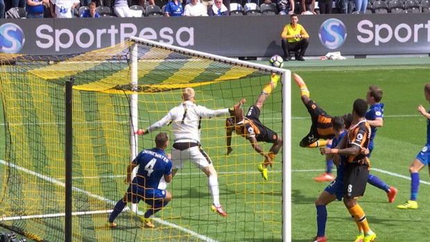 Ảnh bài viết Siêu phẩm "xe đạp chổng ngược" khiến Leicester ôm hận