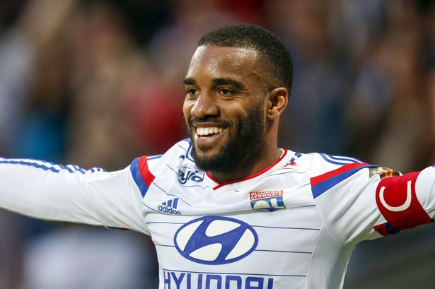 Lacazette: Tôi có thể đến Arsenal, nhưng...