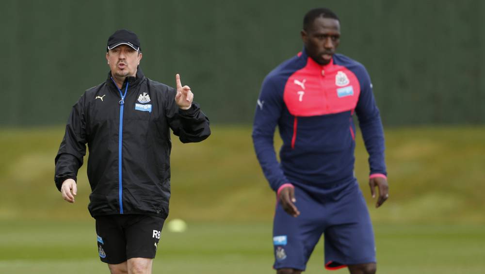 Ảnh bài viết Vụ Sissoko: Benitez ra phán quyết, Real cần nhanh chân