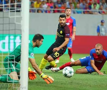 Aguero lập hat-trick, Man City hủy diệt Steaua Bucharest 