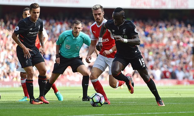 23h30 ngày 20/08, Leicester City và Arsenal: Những người khốn khổ