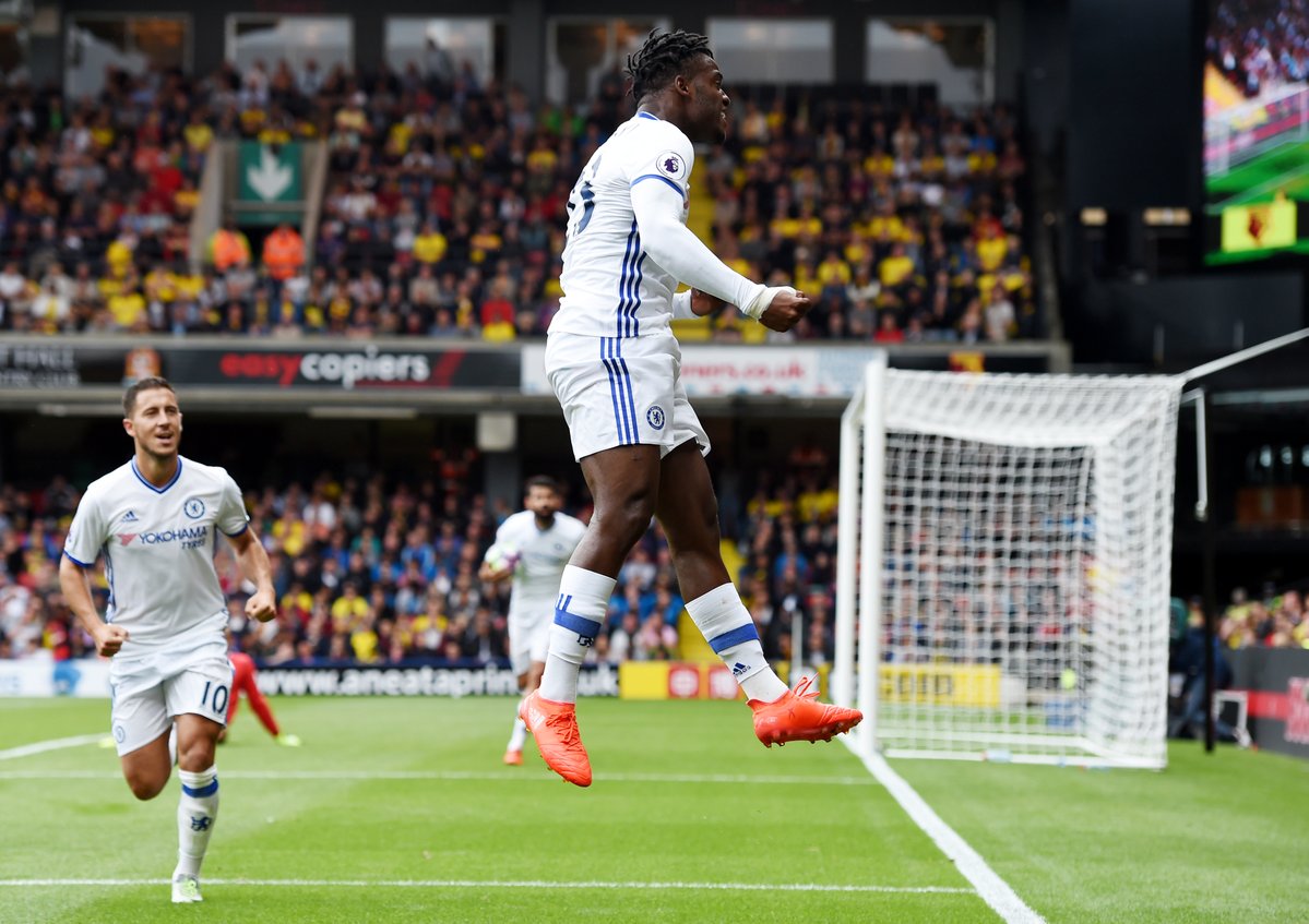 Conte ghi dấu ấn, Chelsea tiếp tục thắng kịch tính