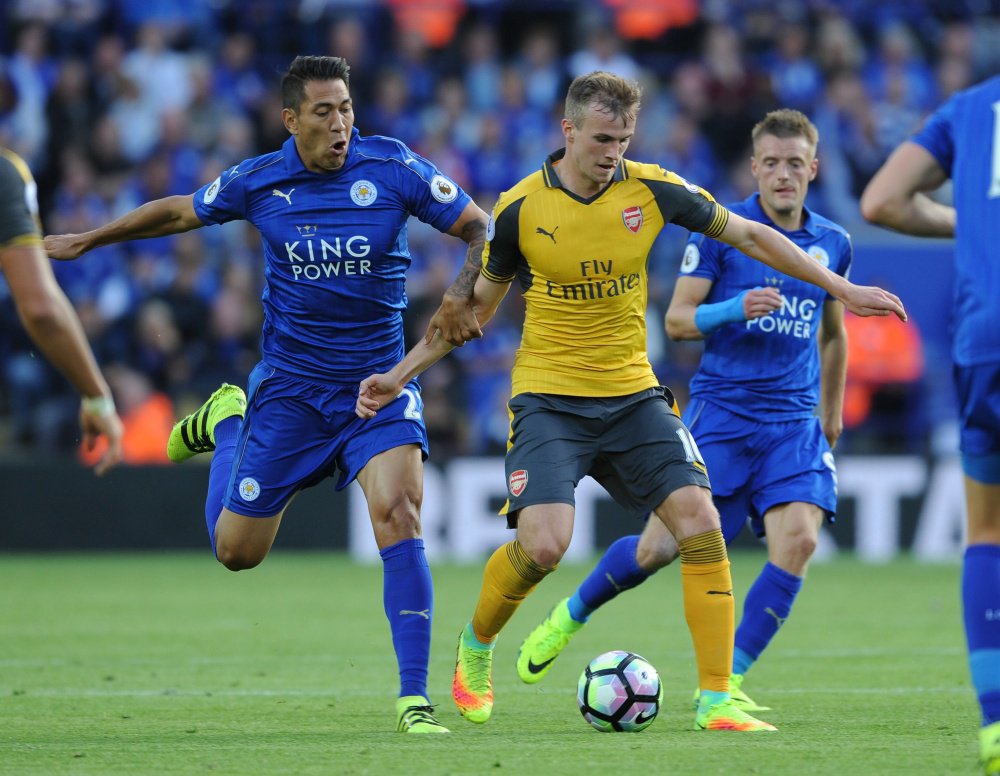 Wenger: Các người chỉ nói về tiền, tôi sẽ tiêu 300 triệu