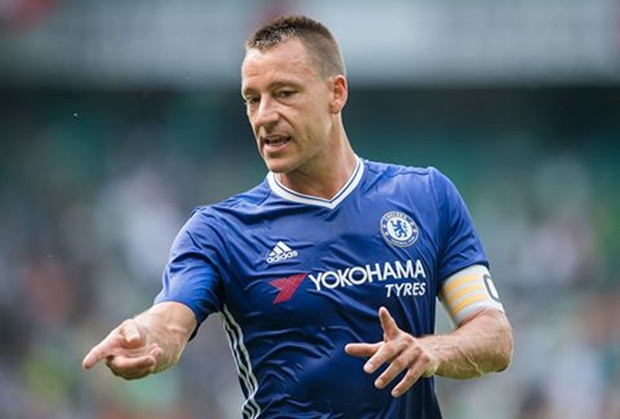 HLV tuyển Anh gây sốc với John Terry