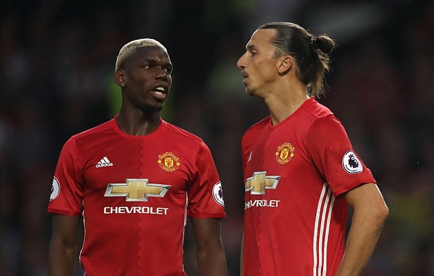 Ác mộng áo đấu ‘Pogbahimovic’ thiết kế bởi CĐV Man United