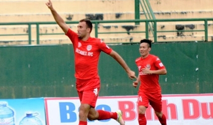 Becamex Bình Dương 3-2 Long An (Vòng 23 V-League 2016)