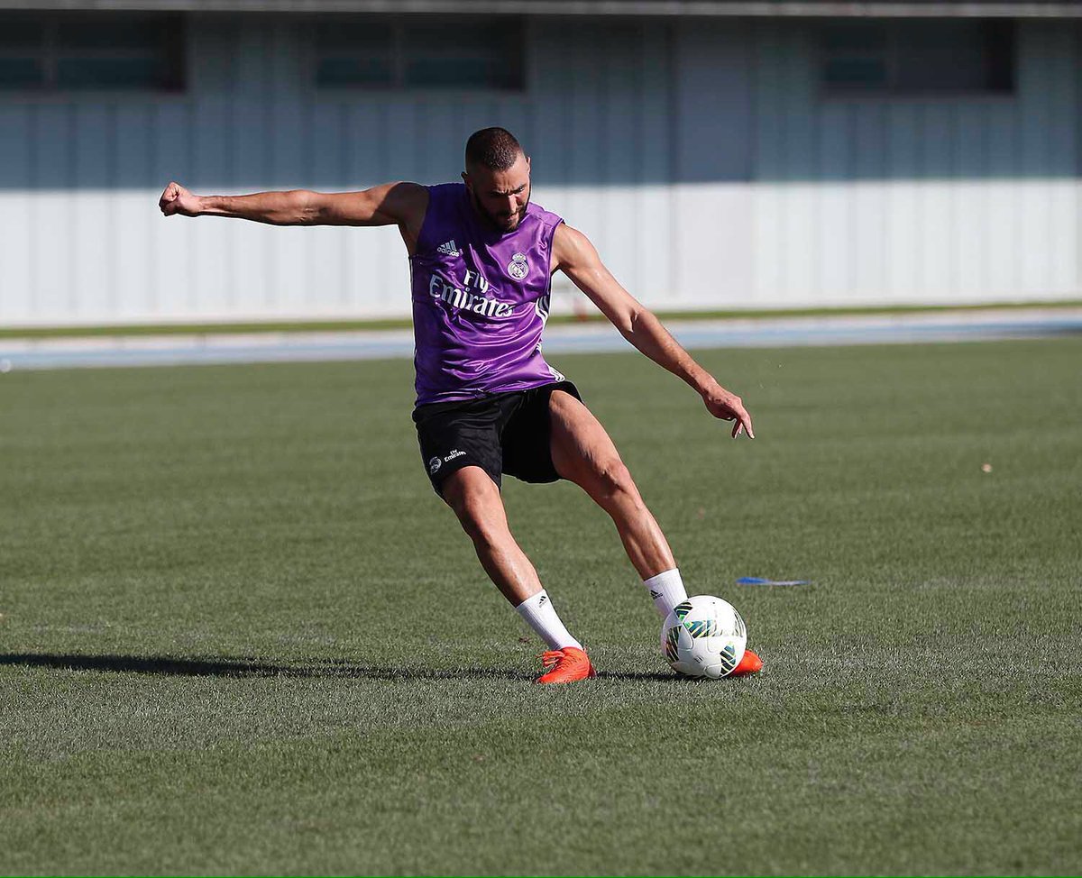 Benzema ráo riết tập luyện, chờ ngày tái xuất