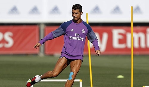 Bài tập cơ bụng của Ronaldo khiến fan thích thú