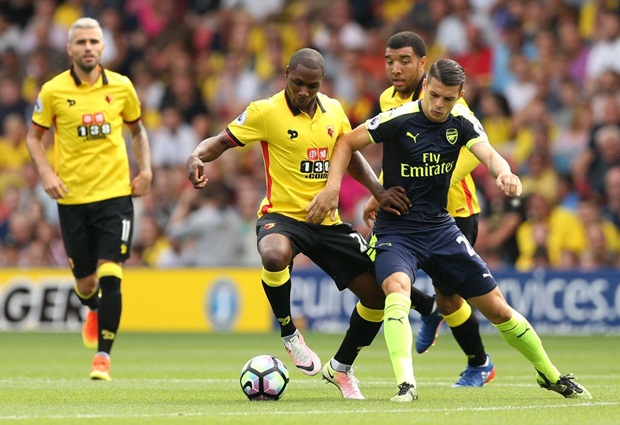 Nhìn lại mùa chuyển nhượng đầy tranh cãi của Arsenal