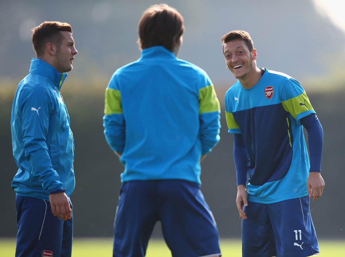 Với Oezil, Loew và Wenger là số 1