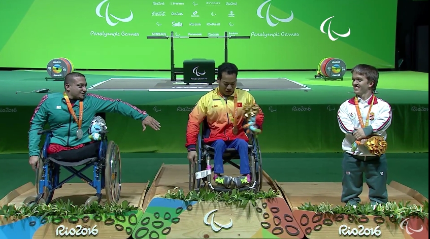 Phần thi giúp lực sỹ Lê Văn Công giành HCV Paralympic 2016 cho Việt Nam