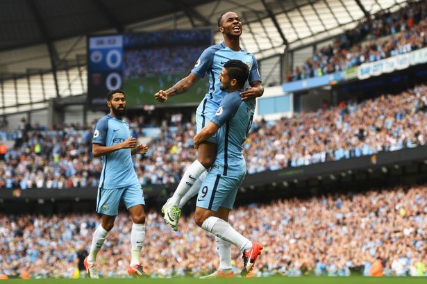 Đây là lý do Raheem Sterling hay nhất tháng 8
