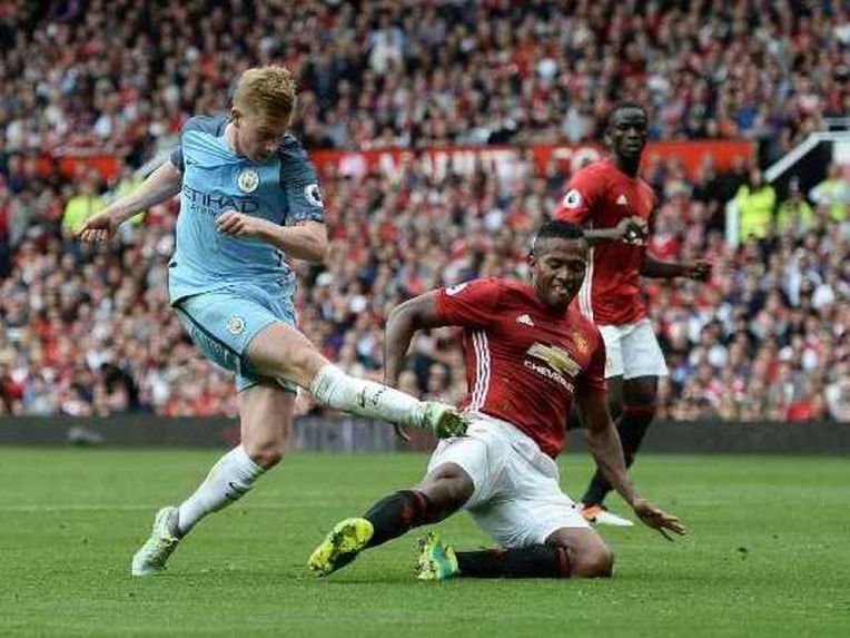 Ảnh bài viết Nhìn De Bruyne, Mourinho thấy sao?