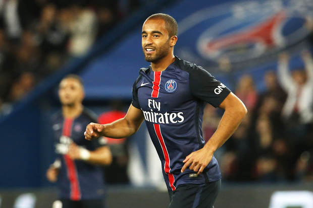 Đụng độ Arsenal, sao PSG đứng ngồi không yên