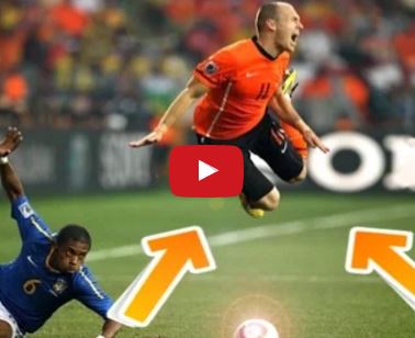 Ảnh bài viết Ronaldo có tên trong top những pha ăn vạ hài hước nhất