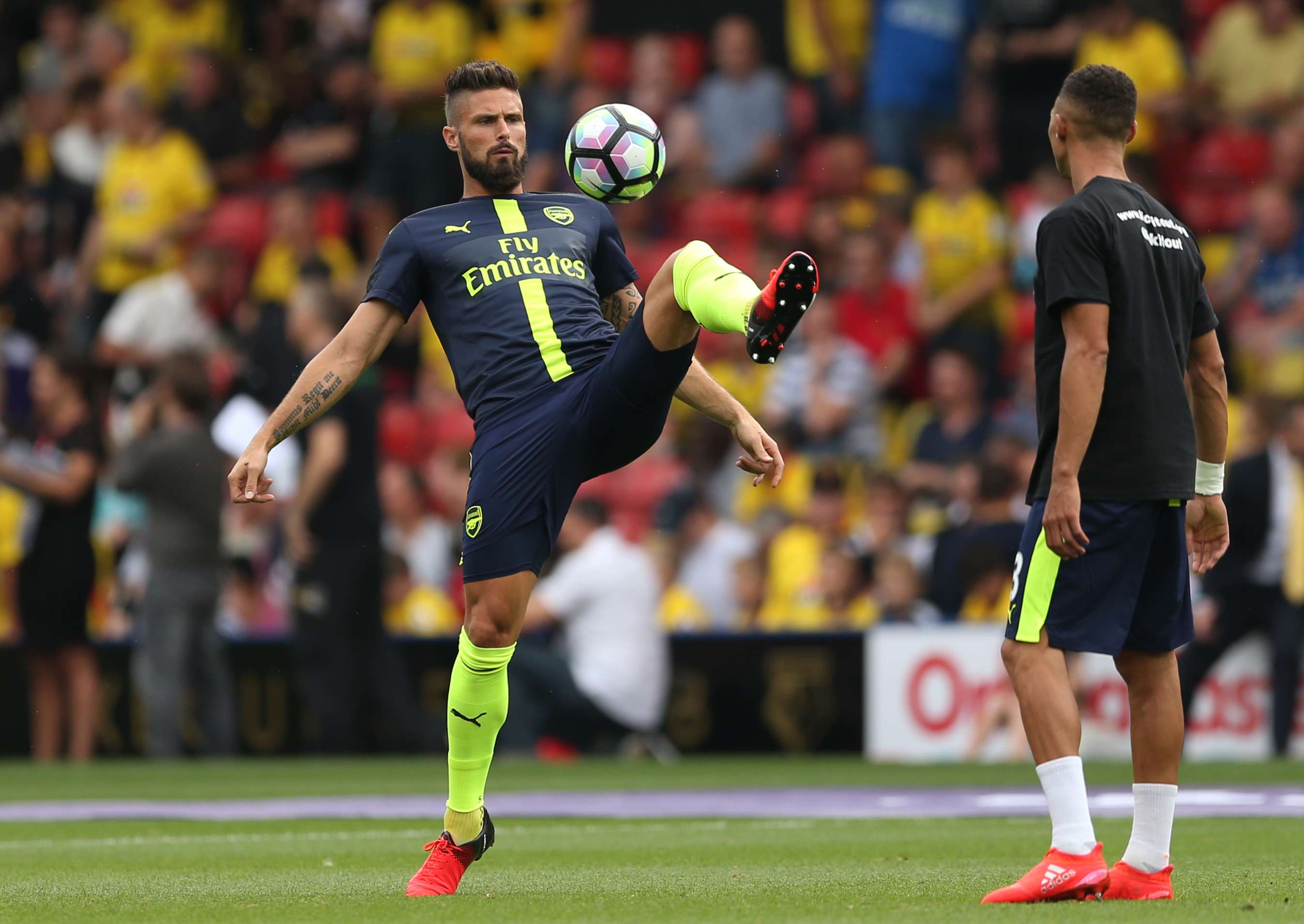 Đại chiến PSG - Arsenal và những điểm nóng trên sân