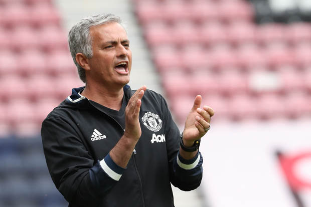 Ảnh bài viết Điểm tin tối 13/09: Mourinho ra thiết quân luật, Terry chấn thương nặng, Real không phải ứng cử viên vô địch C1