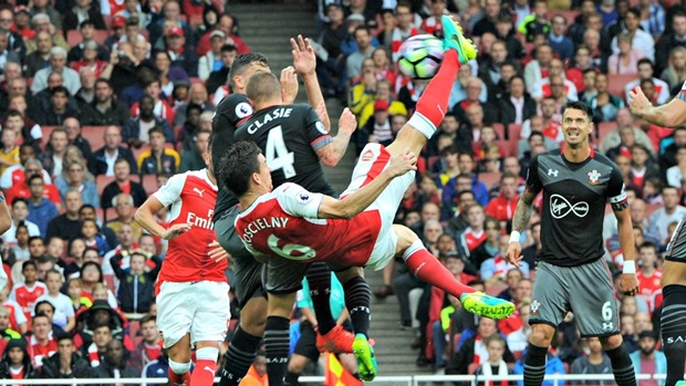 Koscielny: Đi lên từ kẻ học việc   