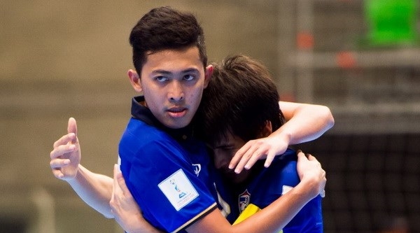 Futsal: Thái Lan ngược dòng ngoạn mục, Nga giành vé vòng 1/8