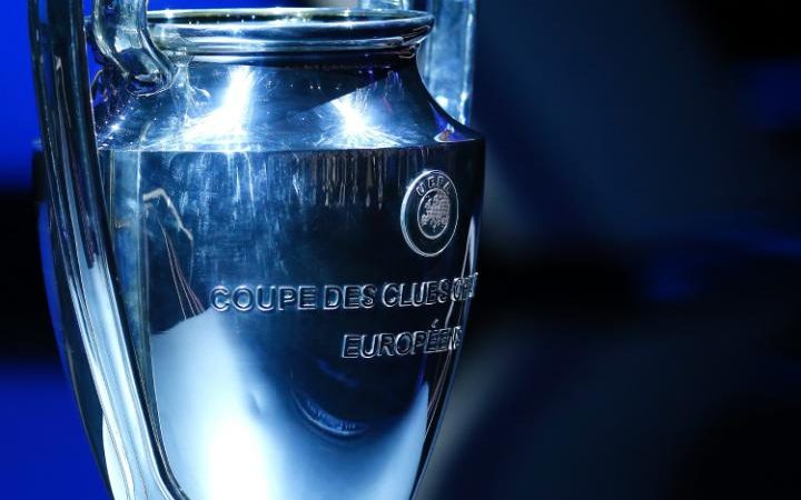 Làm thế nào để biến Champions League thành kho tiền?