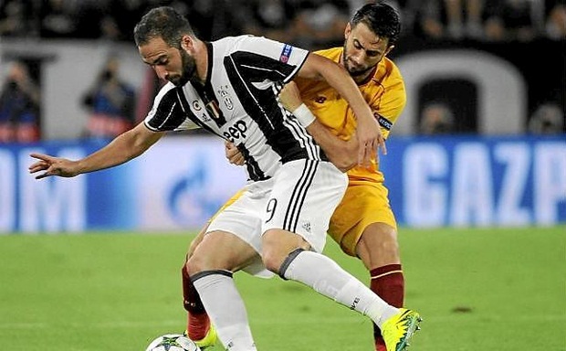 Song sát Higuain - Dybala im tiếng, Juve hoà nhạt nhoà Sevilla