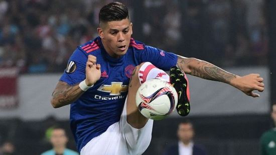 Có một Marcos Rojo vô cùng tệ hại trước Feyenoord