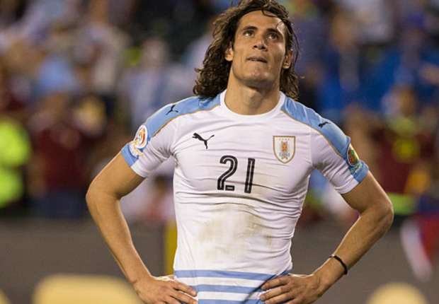 Ảnh bài viết Những pha hỏng ăn khó tin trong sự nghiệp Edinson Cavani