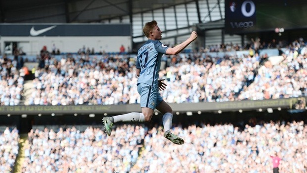 Ảnh bài viết Pep cao hứng: "De Bruyne chỉ thua mỗi Lionel Messi"