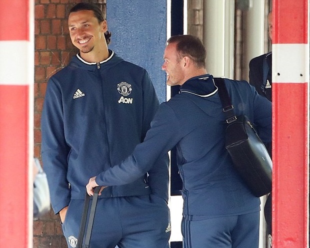 Sau 2 thất bại, dàn sao Man Utd vẫn cười tươi rói
