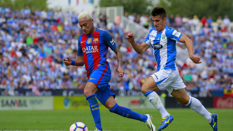 Bất chấp dư luận, Simeone ra sức bảo vệ Neymar