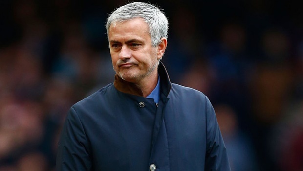 Ảnh bài viết Chuyển động ở M.U: Mourinho phải "liệu cơm gắp mắm"