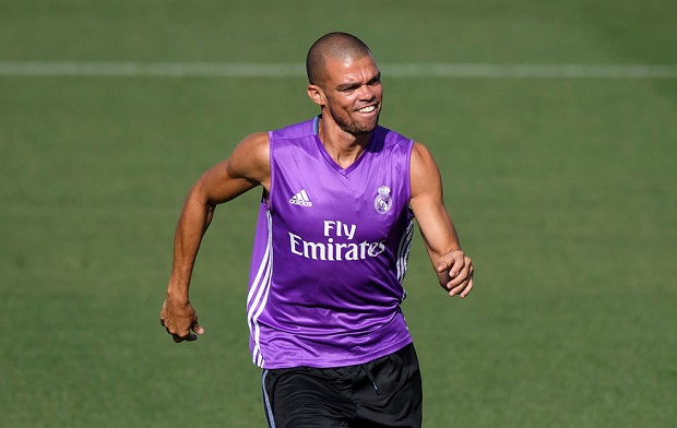 Real Madrid mất trụ cột trước trận gặp Villarreal