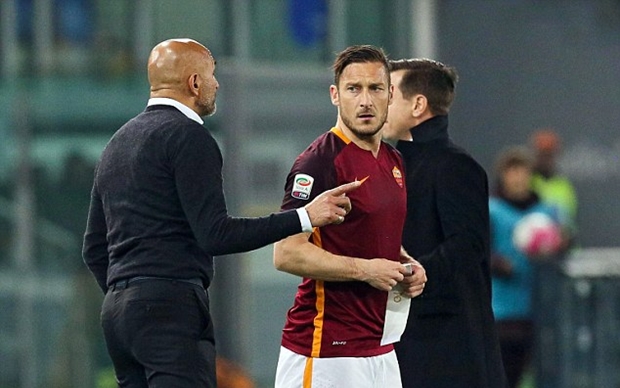 01h45 ngày 22/9: Roma vs Crotone: Olimpico chờ mở hội