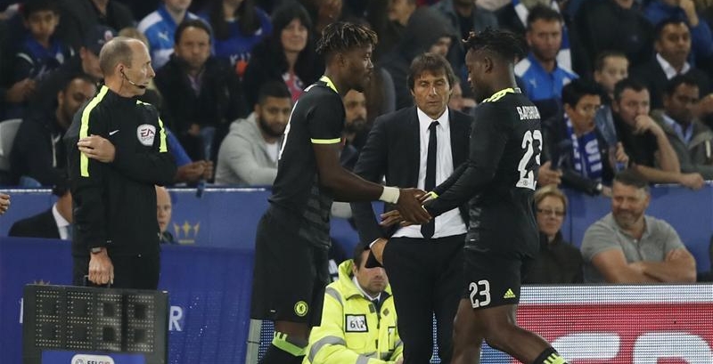 Sao trẻ Chelsea phá kỷ lục không ai muốn